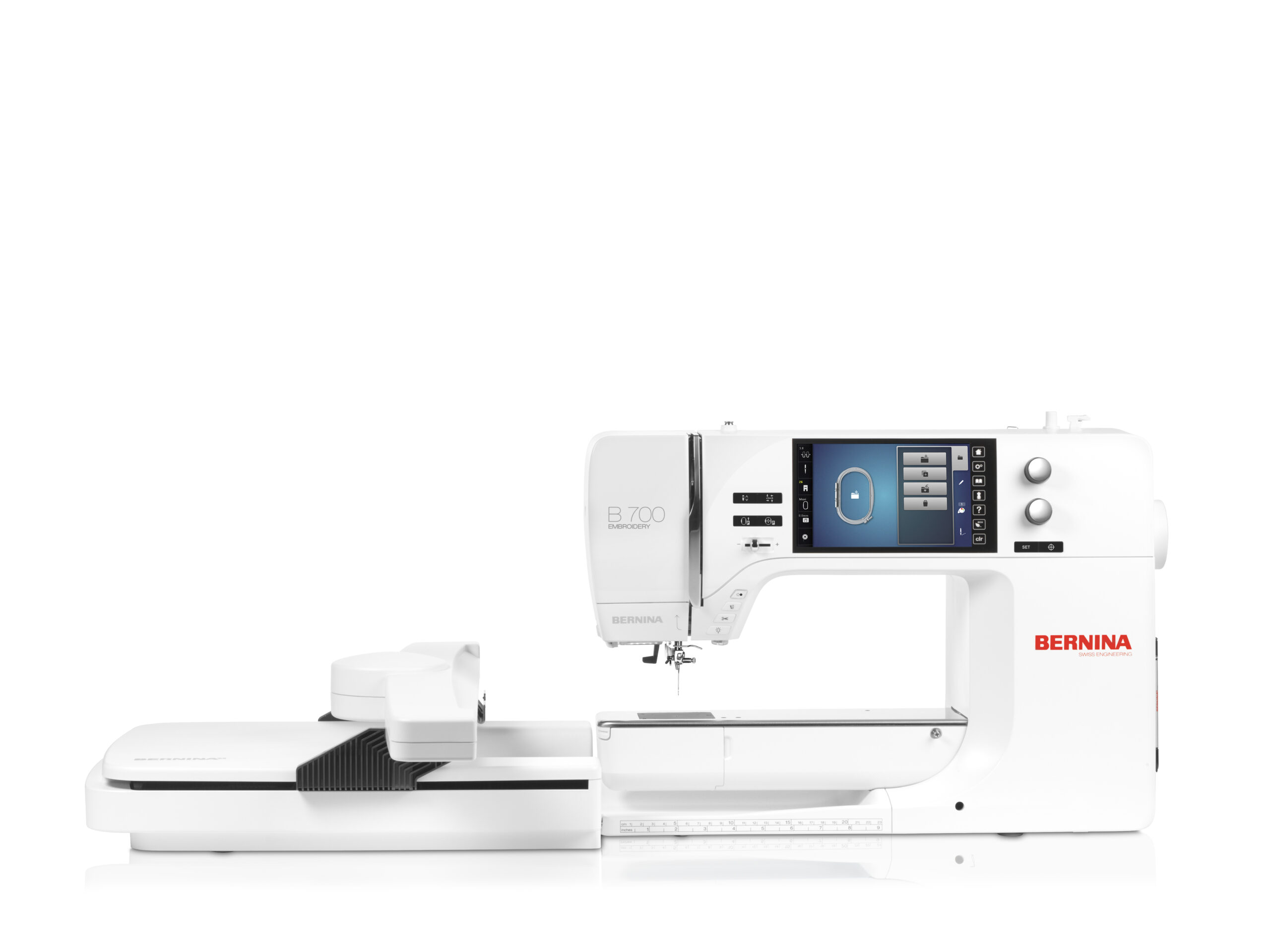 bernina-700-frontal_30777429192_o